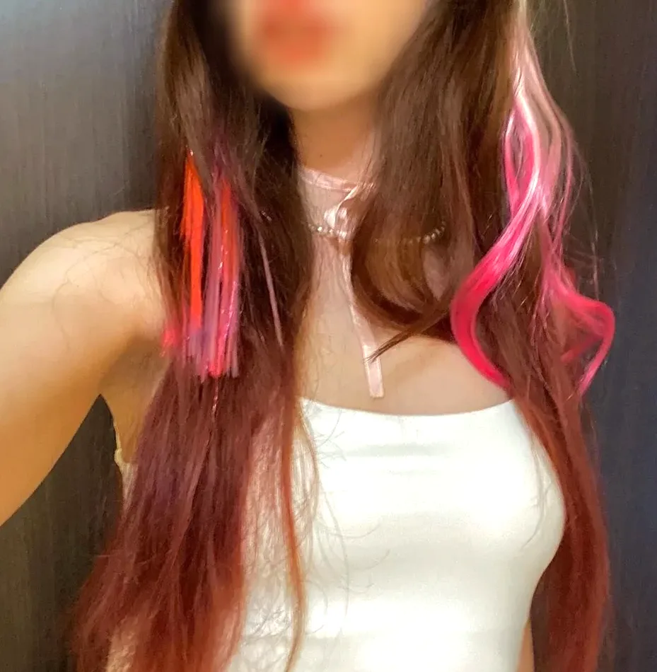 Agata, 22
