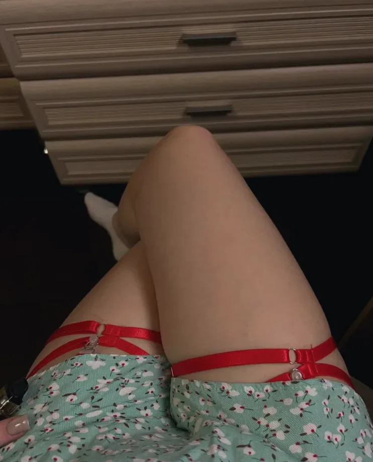 Amara, 22