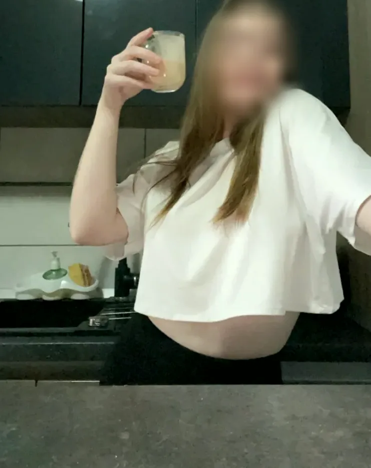 Mariam, 27